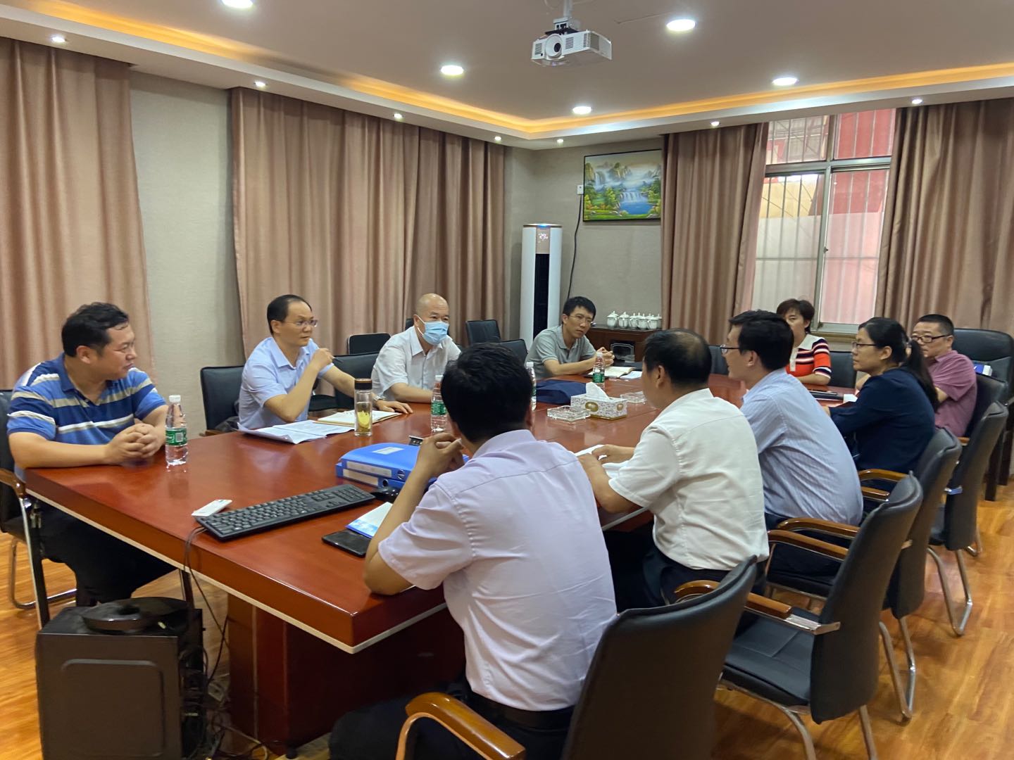省总工会联合调研组来华体平台_华体（中国）集团调研