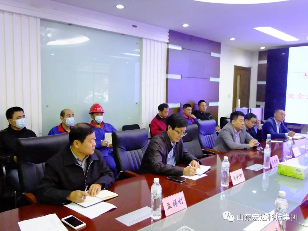 华体平台_华体（中国）顺利通过国家二级安全生产标准化评审